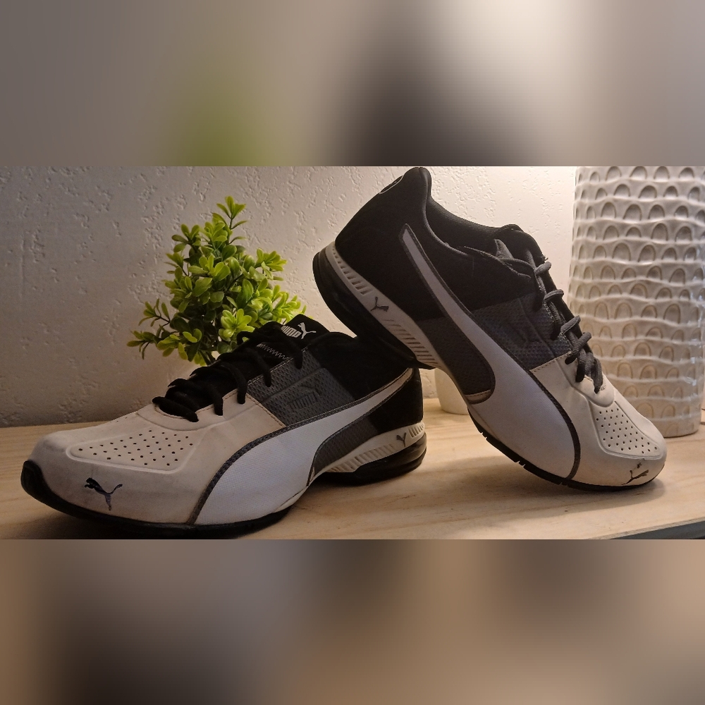 Puma Men's Black and White Athletic Shoes